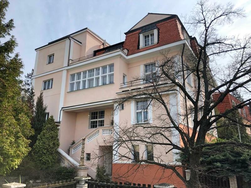 Rooms In Prague-Big+Comfy 외부 사진